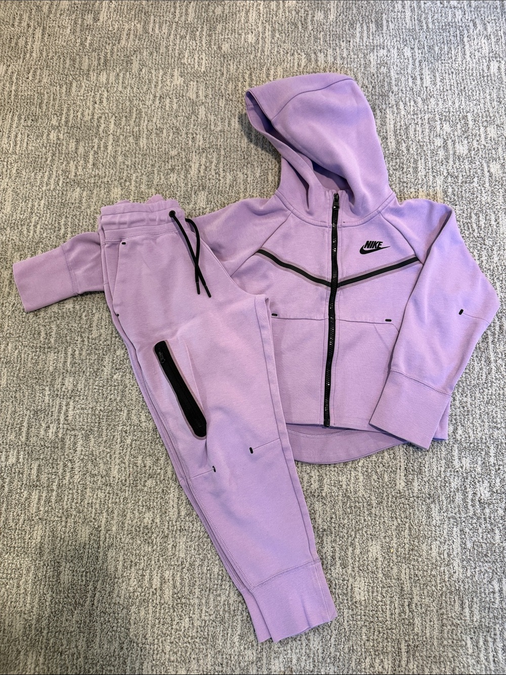 Nike Tech Kids Lavender Hooded Sweatshirt & Joggers